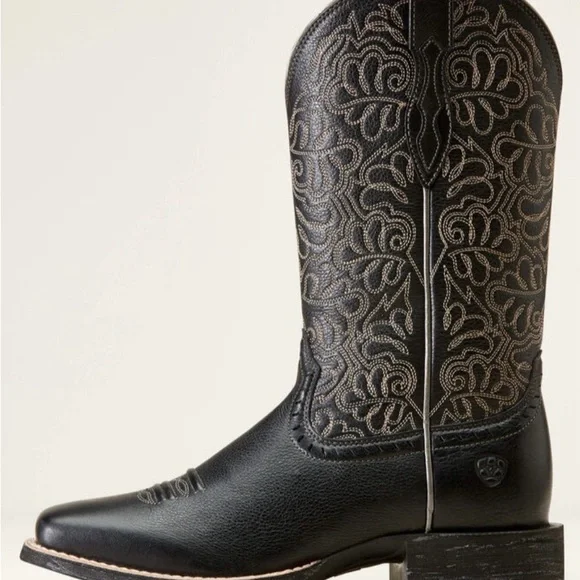 NWT- Ariat Women’s Black Round Up Remuda Wide Square Toe Western Boot Size 7.0B - Picture 5 of 10